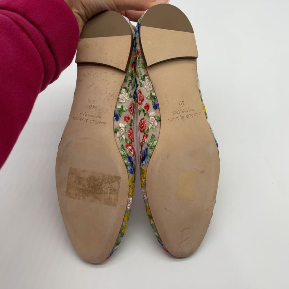 Manolo Blahnik Floral Embroidered Pink Trim Ballet Flats - Picture 6 of 6